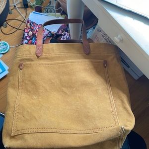 Madewell cavas and leather bag